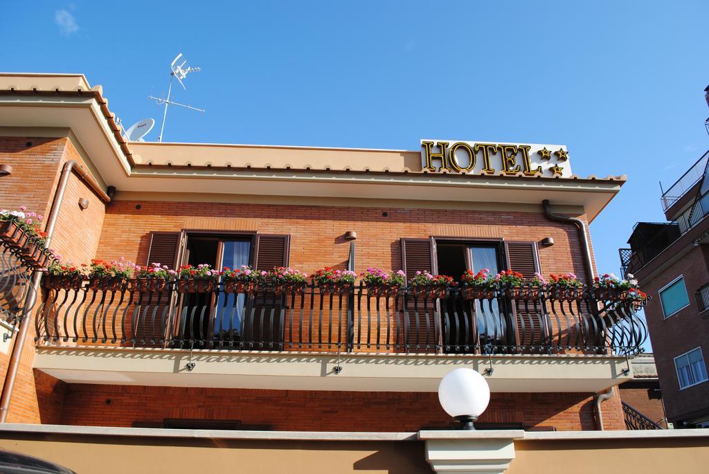 Hotel Maximo Rome Bagian luar foto